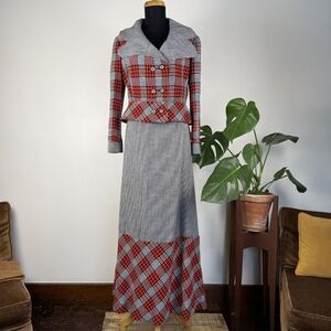 Vintage 70s Gay Gibson Plaid Houndstooth Two-Piece Set | Skirt Suit